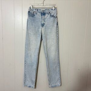 Abercrombie & Fitch 90’s Straight Ultra High Rise Jeans Light Wash Size 6 / 28